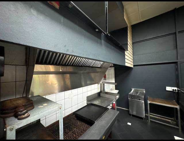 63.11M² RESTAURANT TO LET IN DURBAN CENTRAL